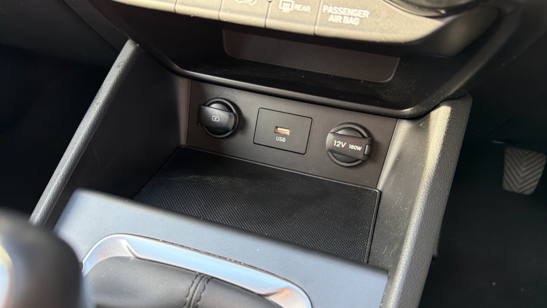 Hyundai Kona 1.0 TGDi 48V MHEV SE Connect 5dr Petrol Hatchback